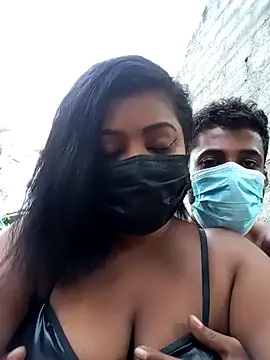 Snapshot of _Cute_ariana_ chatting on 01.13.25 Cute ariana online show from 01.13.25