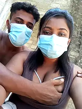 Snapshot of _Cute_ariana_ chatting on 02.15.25 Cute ariana online show from 02.15.25