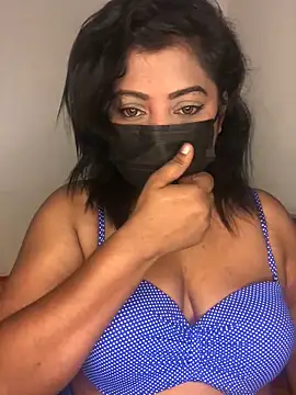 Snapshot of _Cute_ariana_ chatting on 09.22.25 Cute ariana online show from 09.22.25