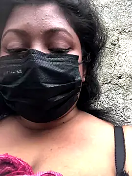 Snapshot of _Cute_ariana_ chatting on 11.08.25 Cute ariana online show from 11.08.25