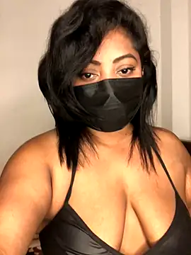 Snapshot of _Cute_ariana_ chatting on 11.13.25 Cute ariana online show from 11.13.25