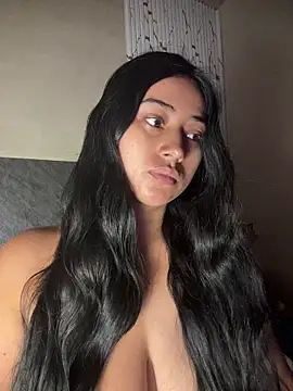 Valentinne z online show from 07.25.26
