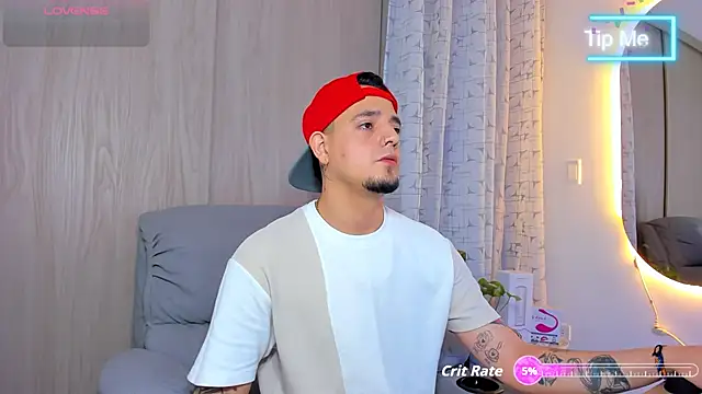 Snapshot of alejandro_calderon1 chatting on 10.06.25 alejandro calderon1 online show from 10.06.25