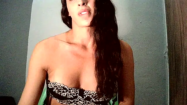 AlexiaDuucan online show from 02.01.25