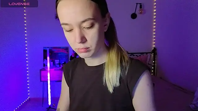 SexyCocobutt online show from 10.31.25