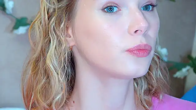 GentleRossi online show from 04.15.26