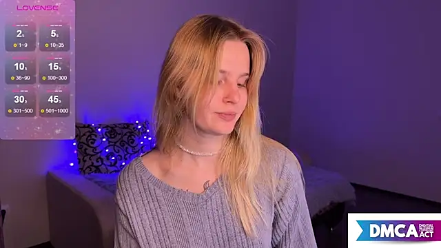 Chanel Gill online show from 01.02.25