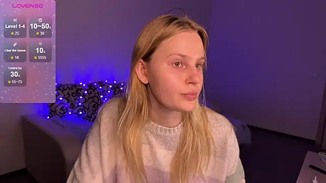 Chanel Gill online show from 01.07.25