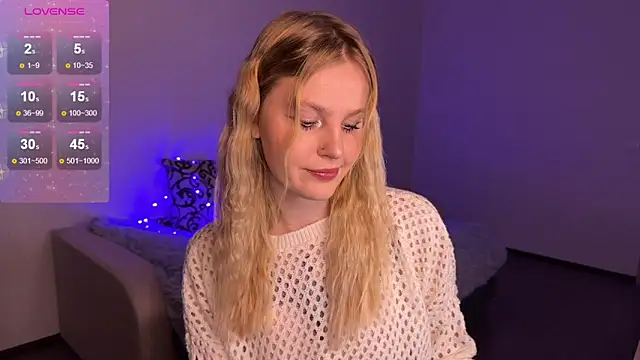 Chanel Gill online show from 01.14.25