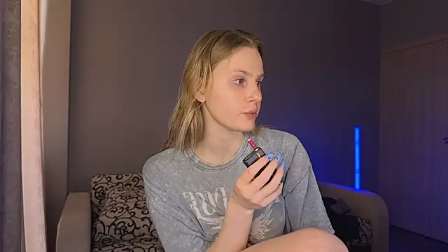 Chanel Gill online show from 03.13.25