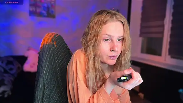 Chanel Gill online show from 11.28.25