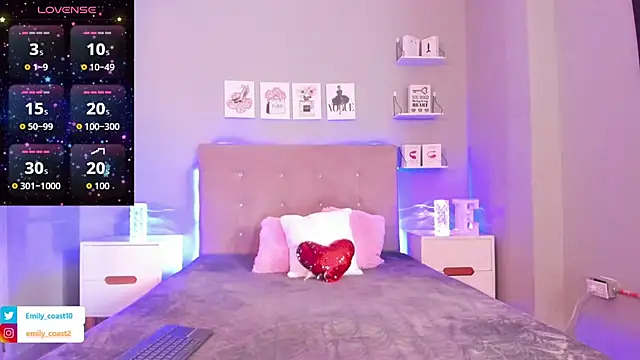 EmilyCoast-1 online show from 04.13.26