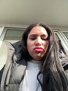 MeghanXO online show from 12.18.25