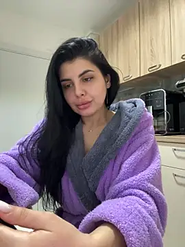 Snapshot of Scarlett-Dream chatting on 01.31.25 Scarlett-Dream online show from 01.31.25