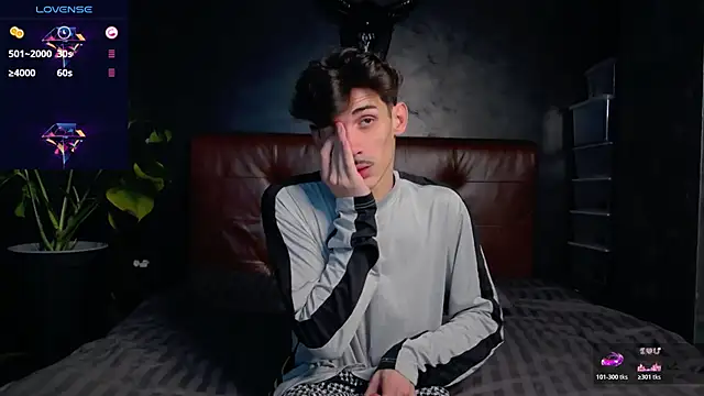 DanielCrush1 online show from 11.09.25