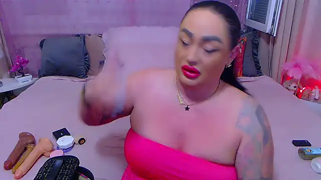 Snapshot of BustyVicky chatting on 09.20.25 BustyVicky online show from 09.20.25