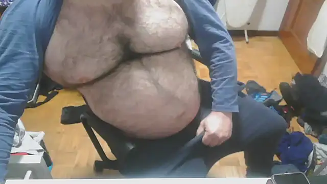 mikeyhotbear online show from 01.10.25