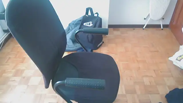 mikeyhotbear online show from 12.02.25