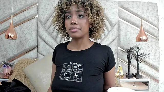 AgataRinaldi online show from 10.23.25