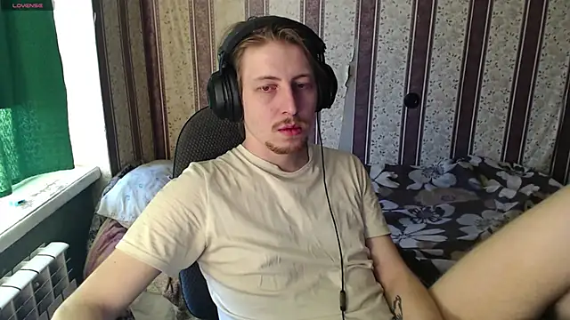 darienlarge online show from 10.21.25