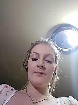 xomikaylaxo online show from 01.24.25