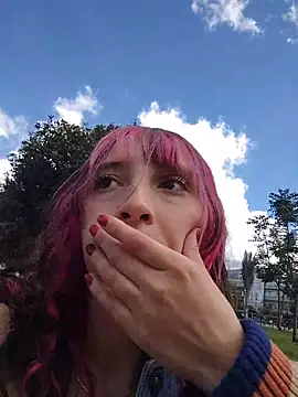  Laary online show from 12.13.25