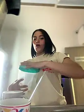 Snapshot of _Eurekaa_ chatting on 09.20.25 Eurekaa online show from 09.20.25