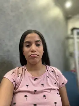 Snapshot of _Eurekaa_ chatting on 09.23.25 Eurekaa online show from 09.23.25