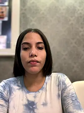 Snapshot of _Eurekaa_ chatting on 11.07.25 Eurekaa online show from 11.07.25