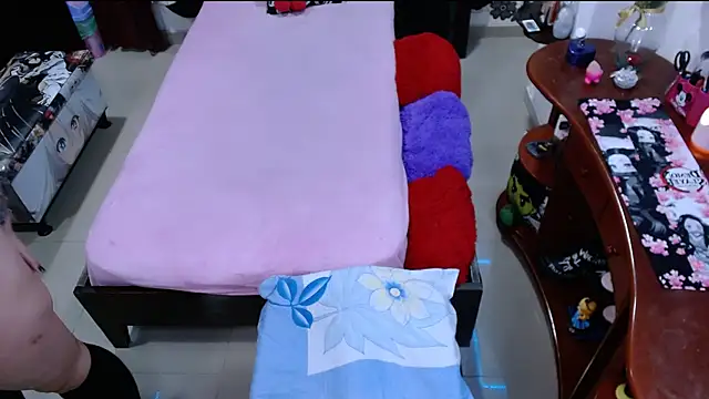 Snapshot of lufek23 chatting on 01.20.25 lufek23 online show from 01.20.25