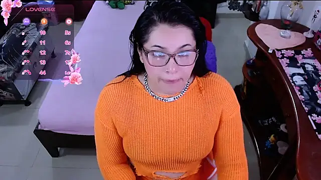 Snapshot of lufek23 chatting on 03.02.25 lufek23 online show from 03.02.25