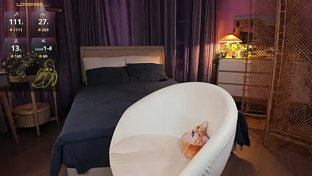 Lazy Lady online show from 02.21.26