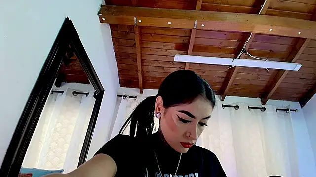 Snapshot of danna_berlin_ chatting on 02.22.25 danna berlin online show from 02.22.25