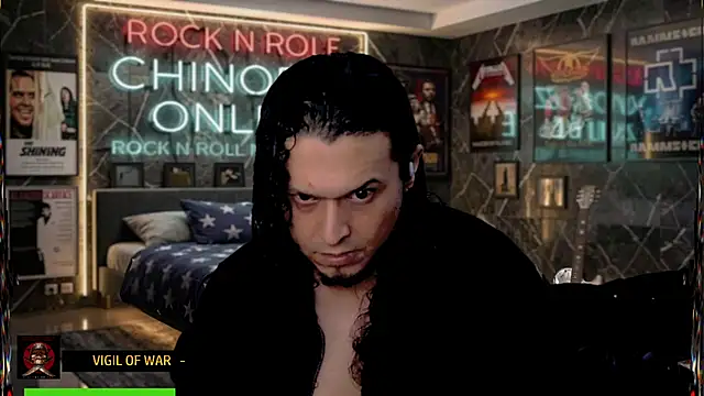 Snapshot of chino_roz chatting on 07.14.26 chino roz online show from 07.14.26