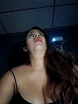 Latina sexy1 online show from 09.28.25