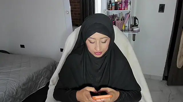 adila anich online show from 02.12.26