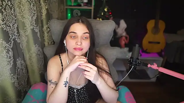 delicatedBailey online show from 05.10.26