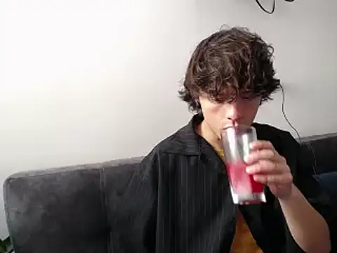 Snapshot of Santiago_kiler chatting on 03.07.25 Santiago kiler online show from 03.07.25