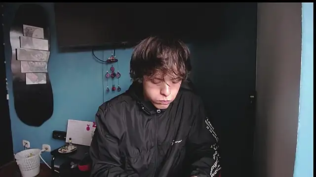 Santiago kiler online show from 04.04.26