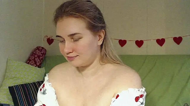 mmmPinUpGirl online show from 02.20.26