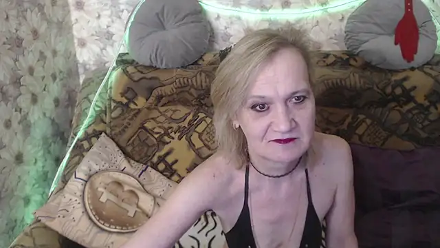 MissBekker online show from 03.17.25