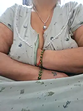 Snapshot of Kavya_XX chatting on 12.05.24 Kavya XX online show from 12.05.24