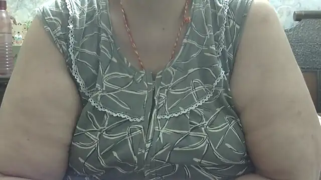 Snapshot of Kavya_XX chatting on 09.24.25 Kavya XX online show from 09.24.25