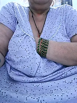 Snapshot of Kavya_XX chatting on 11.12.25 Kavya XX online show from 11.12.25