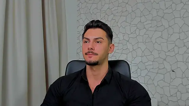 Snapshot of ClintMasters chatting on 02.12.25 ClintMasters online show from 02.12.25