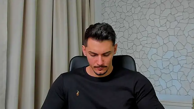 Snapshot of ClintMasters chatting on 03.21.25 ClintMasters online show from 03.21.25