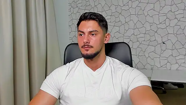 Snapshot of ClintMasters chatting on 11.16.25 ClintMasters online show from 11.16.25