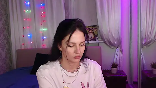 Snapshot of Zlata888 chatting on 11.09.25 Zlata888 online show from 11.09.25