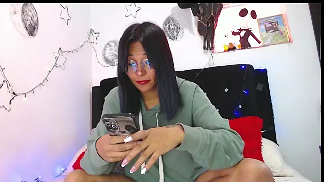 Snapshot of Sofynix chatting on 01.17.25 Sofynix online show from 01.17.25