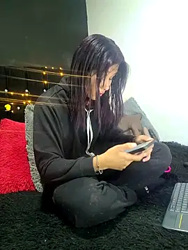 Snapshot of Sofynix chatting on 03.19.25 Sofynix online show from 03.19.25